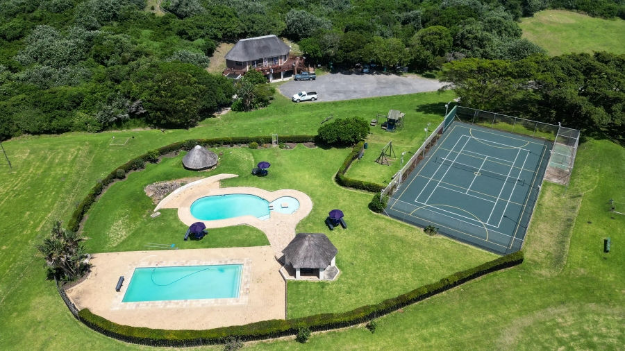 6 Bedroom Property for Sale in Cove Rock Eastern Cape